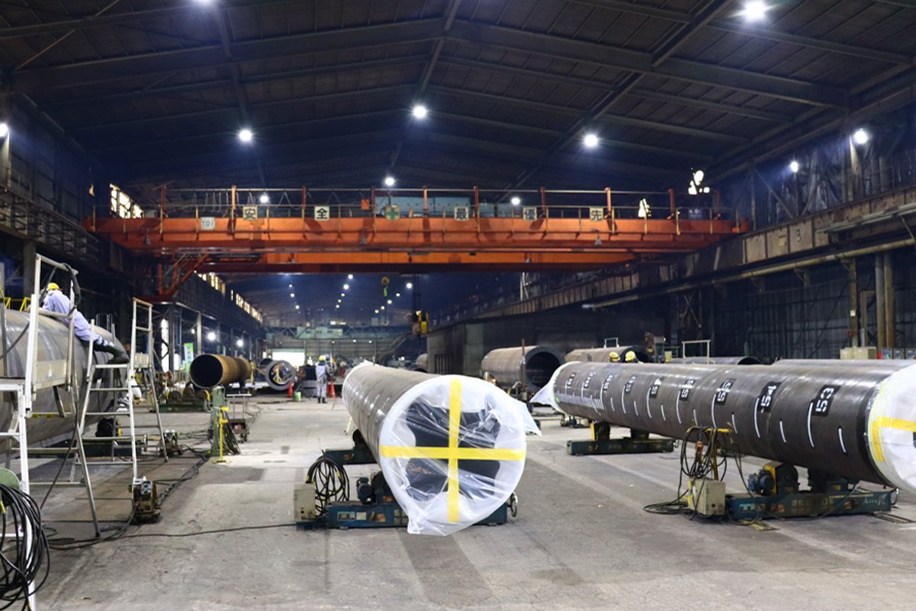 作業は屋内の方が多いです。