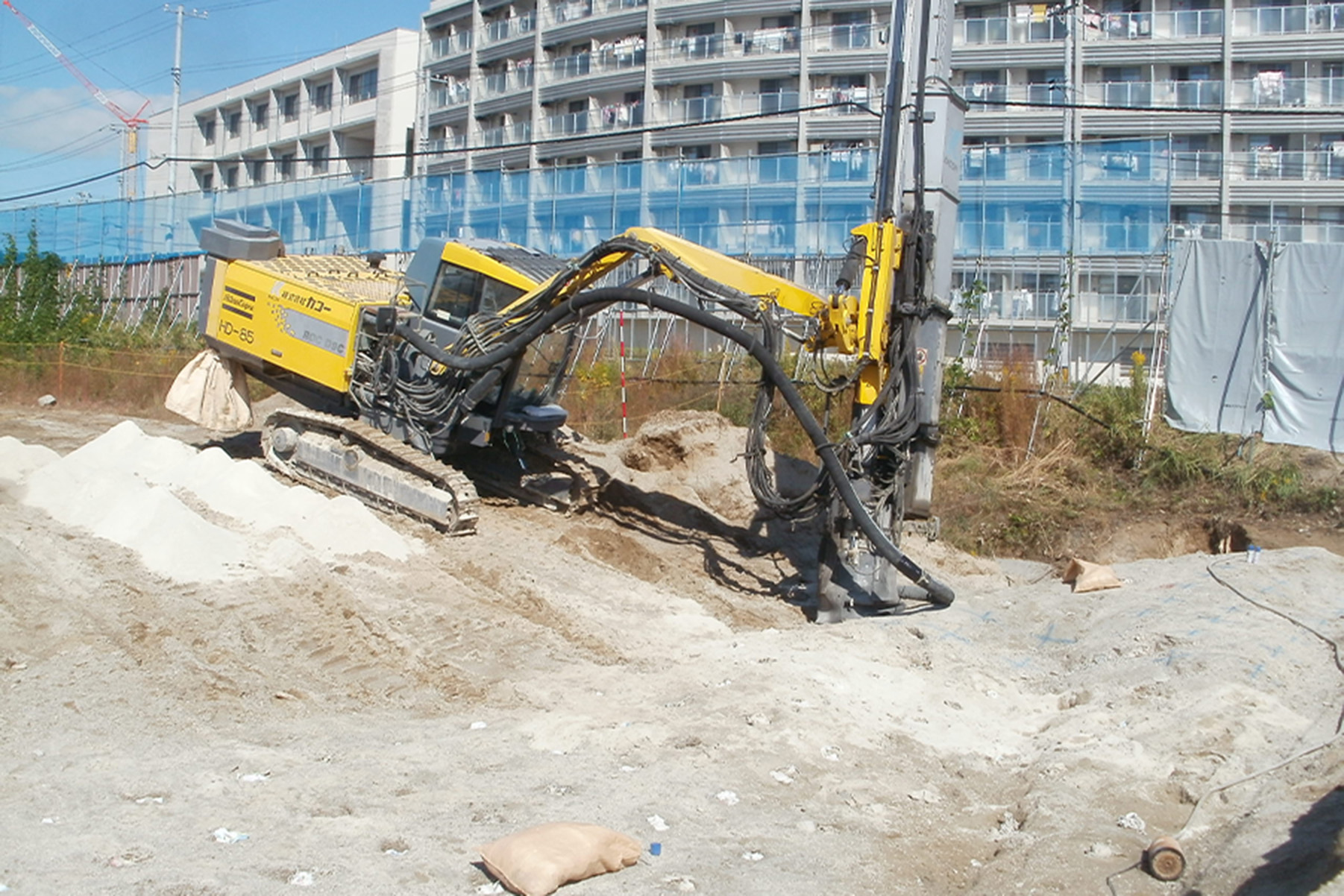 [[工法・技術]]低騒音型サイレントドリルの施工写真 1