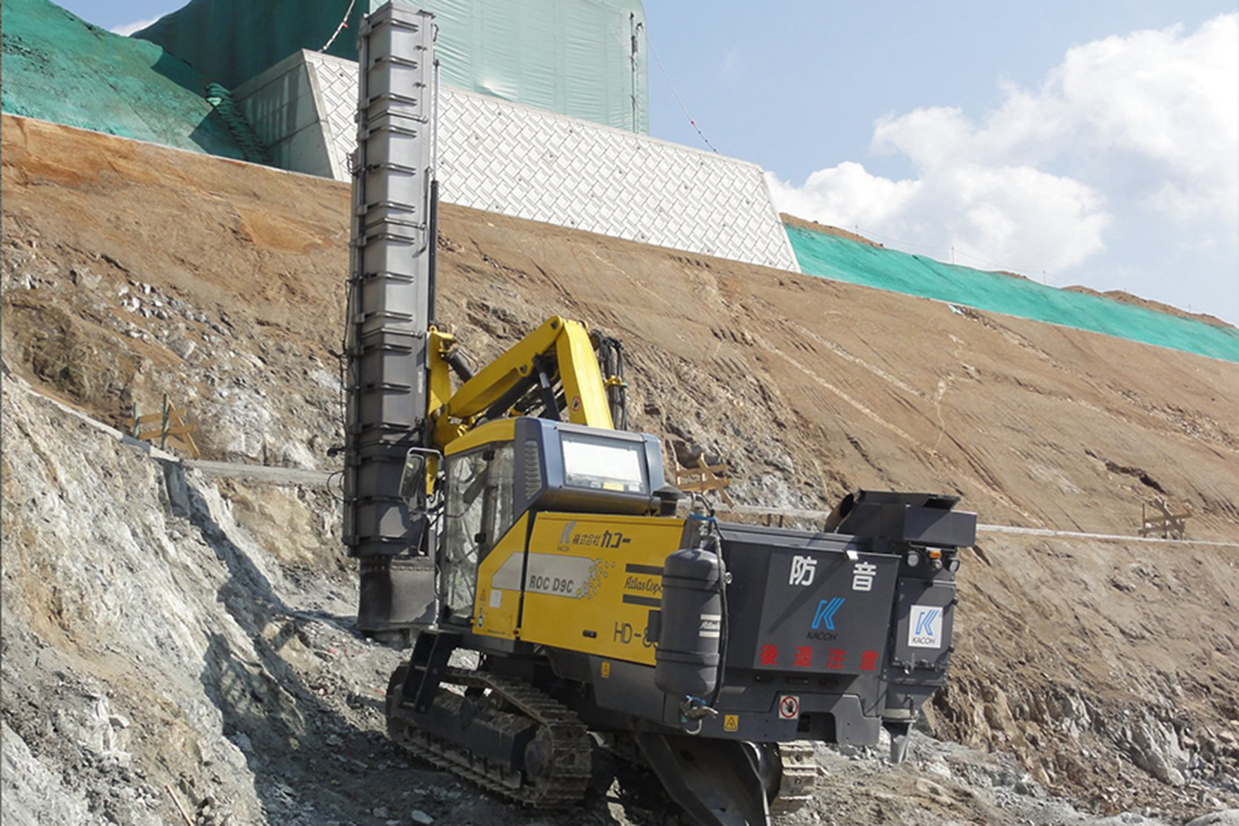 [[工法・技術]]低騒音型サイレントドリルの施工写真 8