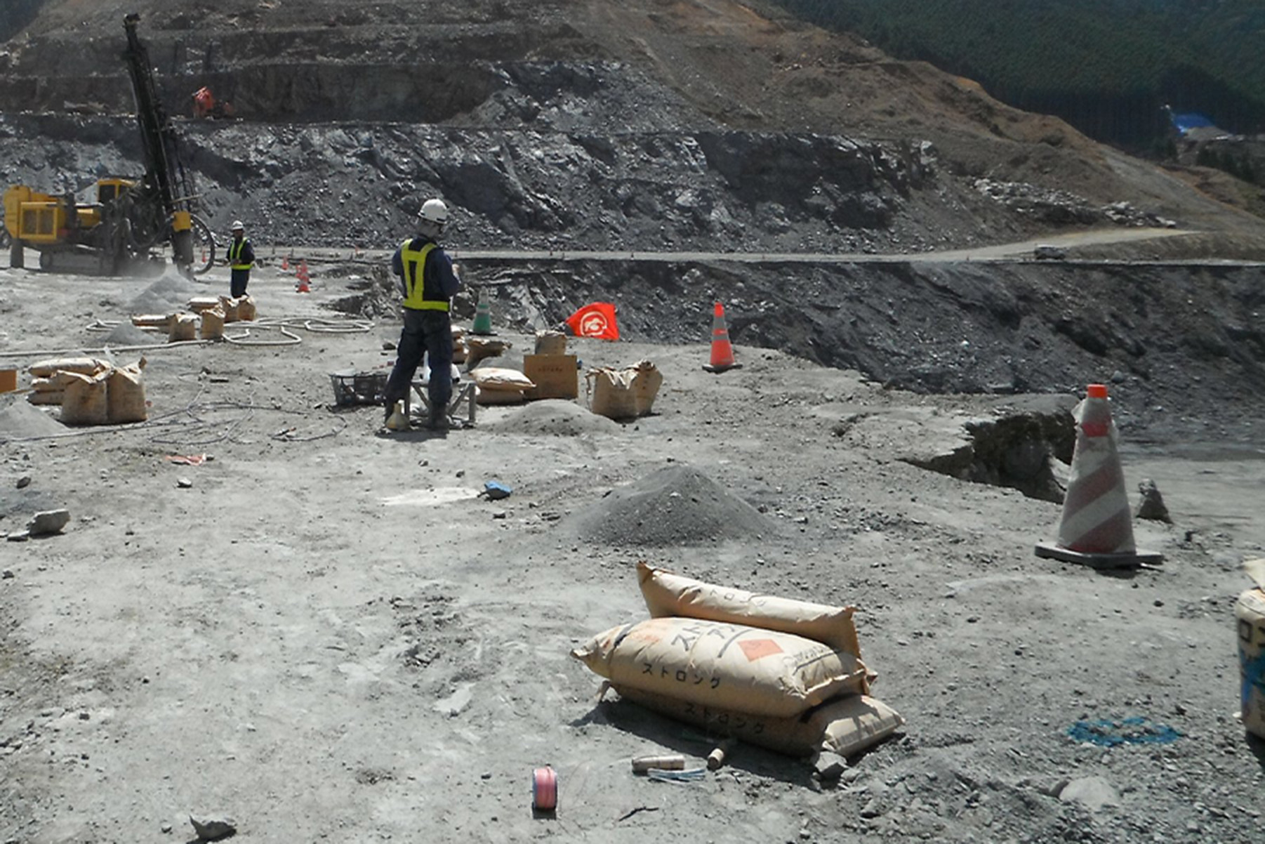 採石工事の施工写真 6