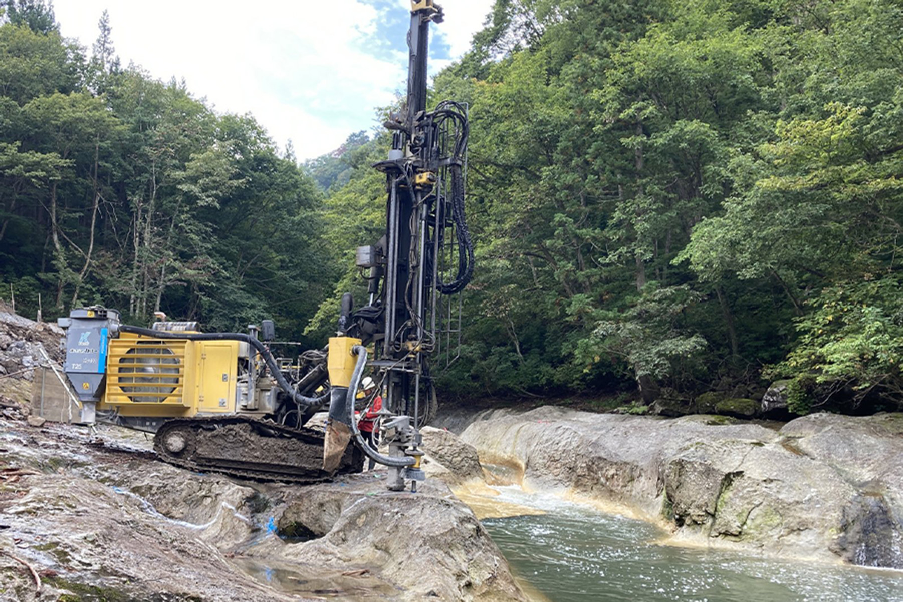 河川工事の施工写真 1