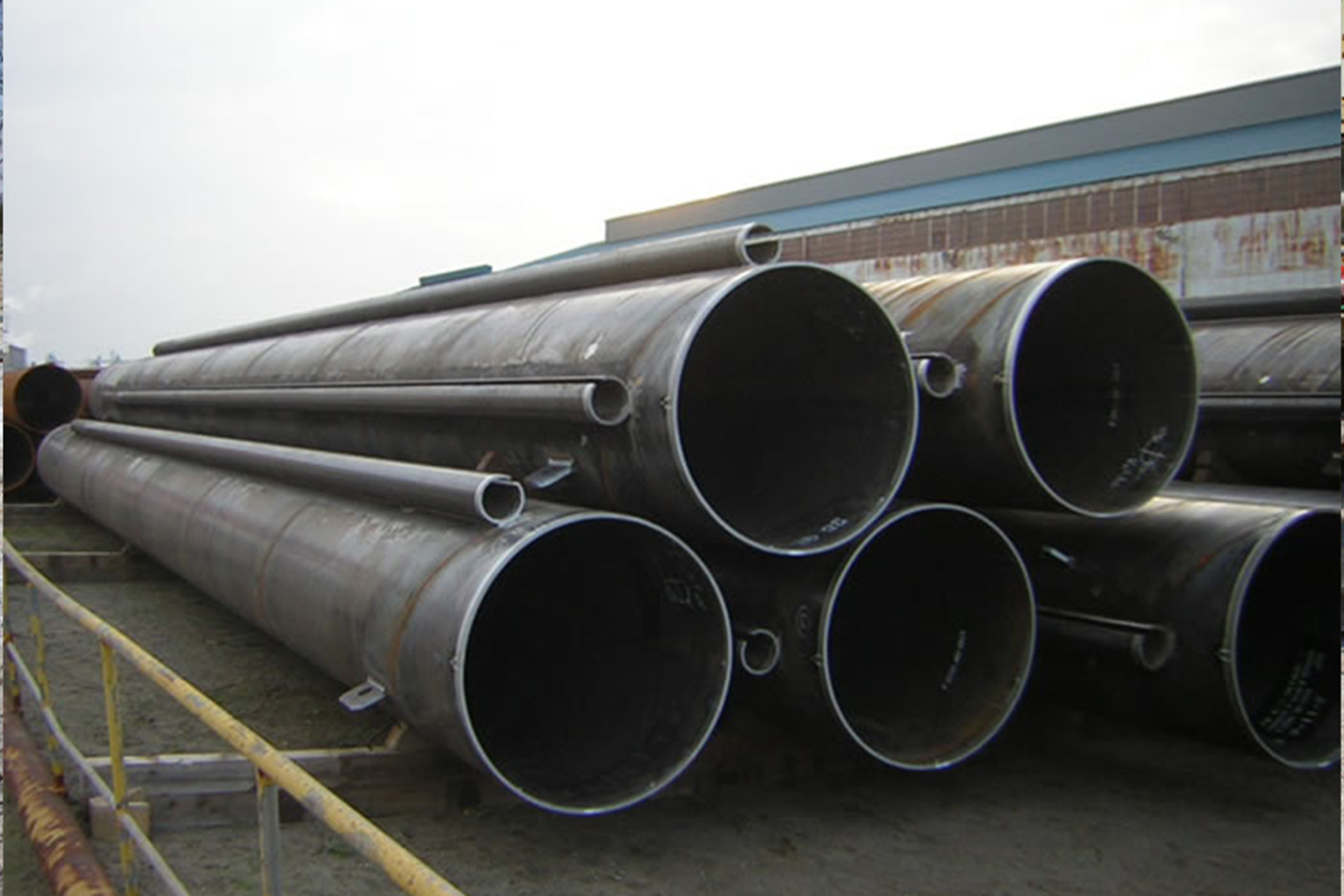 鉄構製缶の施工写真02